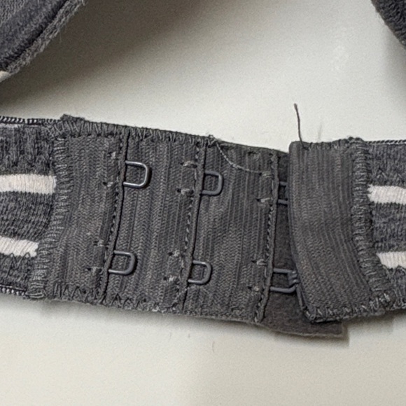 La vie en rose Gray Polka Dot Lace Bra, 36C - Picture 7 of 9